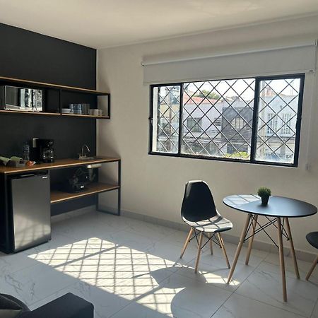 Vidrio Suites Col Americana Guadalajara Bagian luar foto