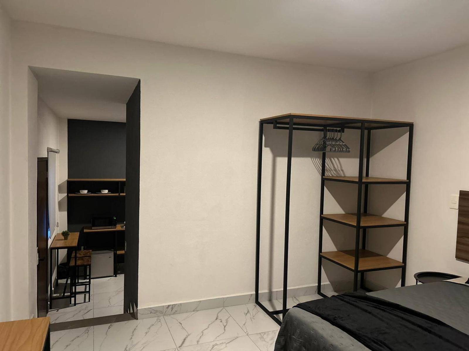 Vidrio Suites Col Americana Guadalajara Bagian luar foto
