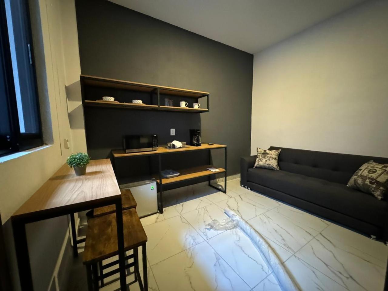 Vidrio Suites Col Americana Guadalajara Bagian luar foto