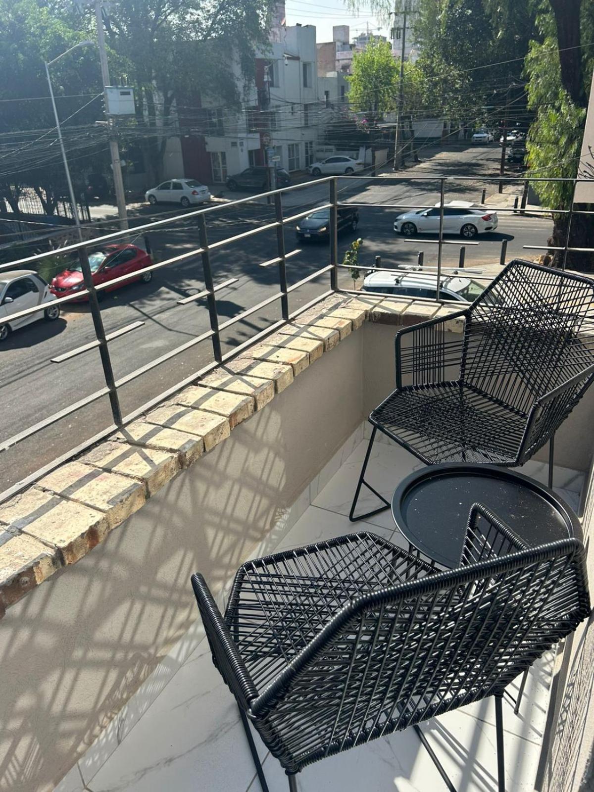 Vidrio Suites Col Americana Guadalajara Bagian luar foto